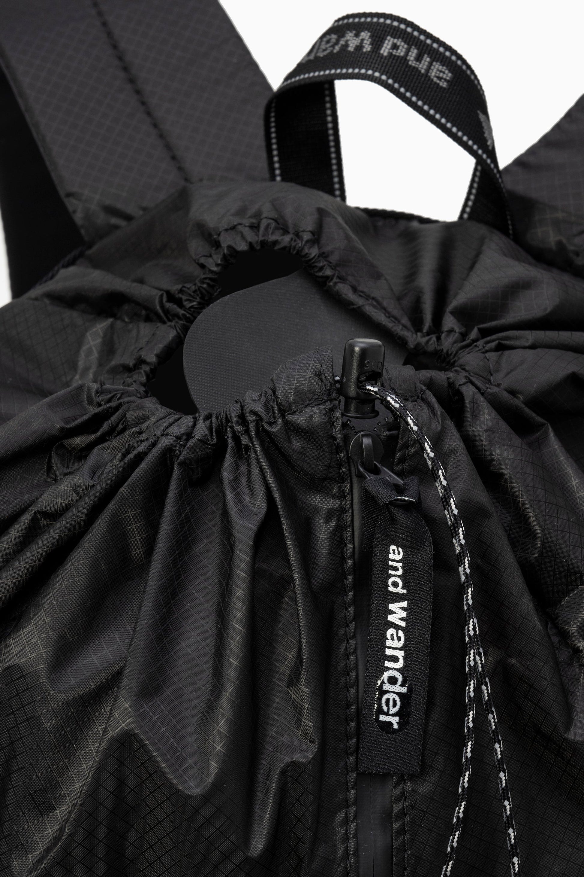 AND WANDER - Bag sil daypack AND WANDER