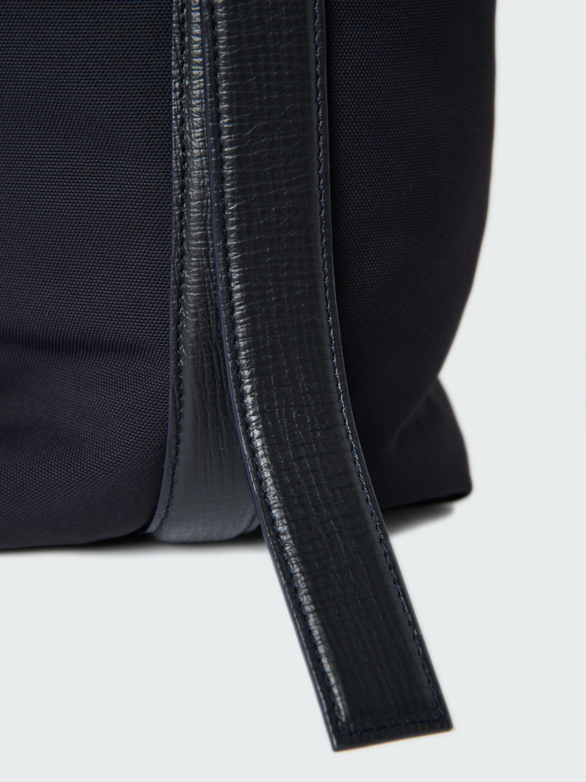 STUDIO NICHOLSON - Airport bag astro nylon black