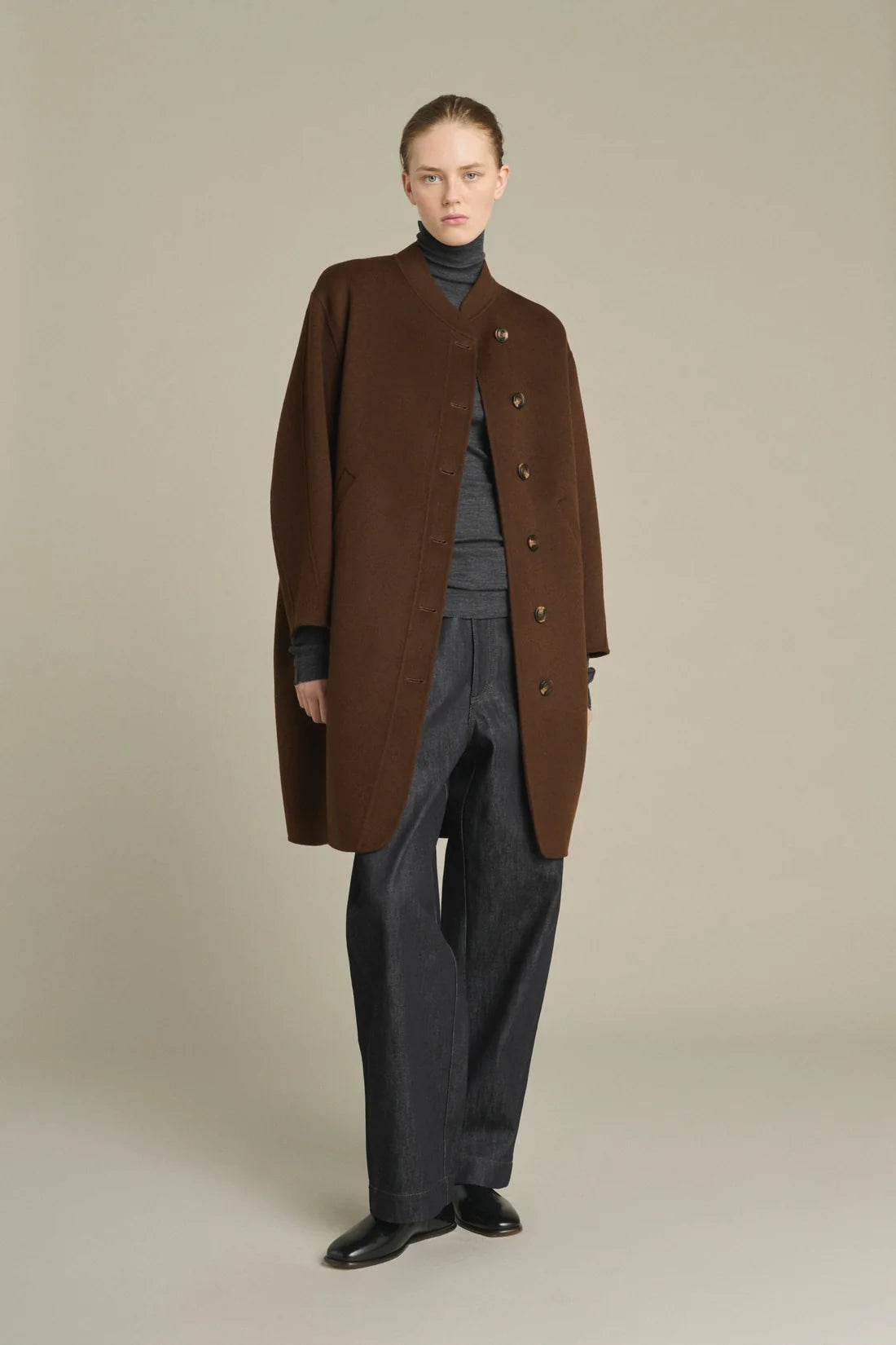 SOEUR - Manteau rond en laine double face Beaulieu chocolat