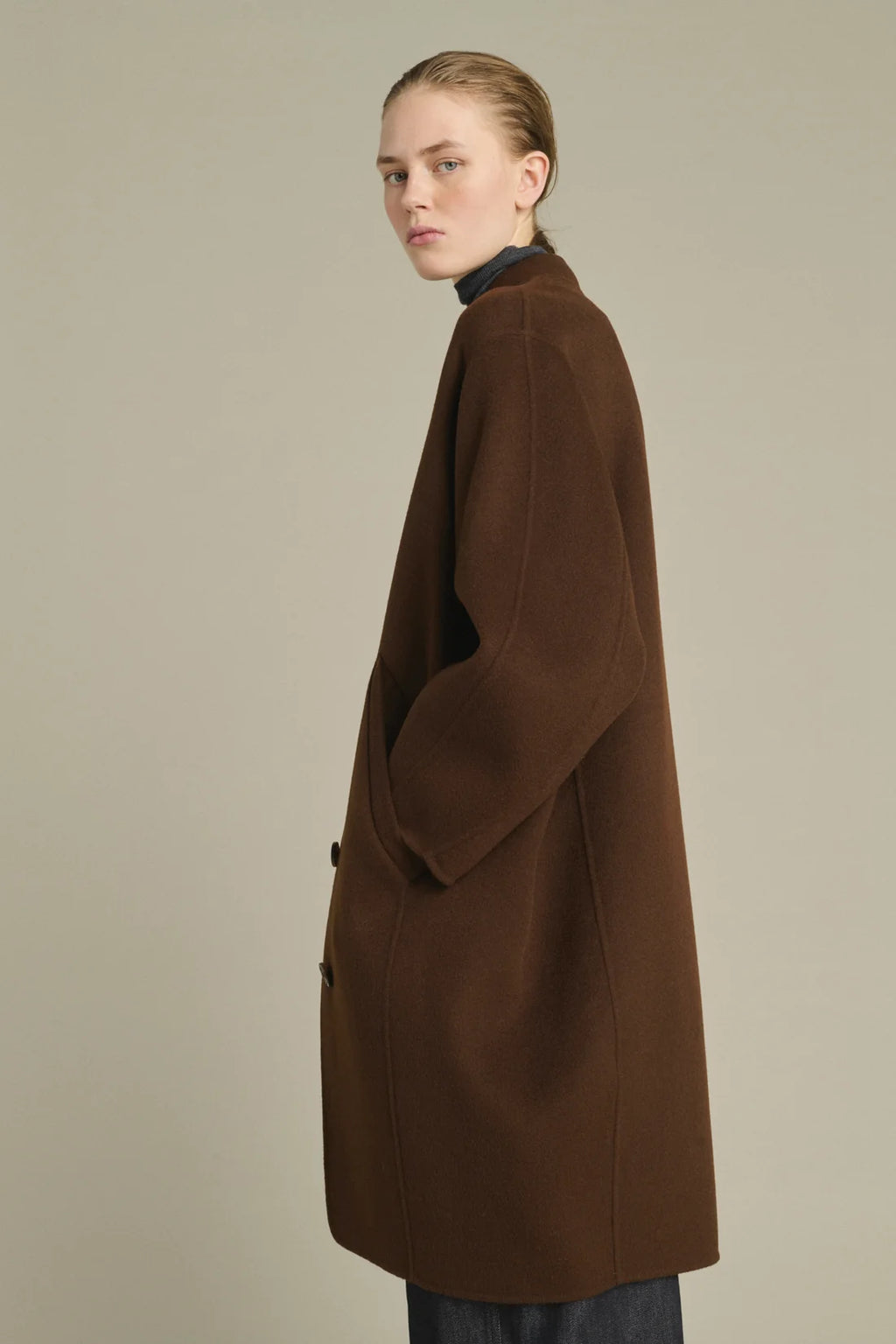 SOEUR - Manteau rond en laine double face Beaulieu chocolat