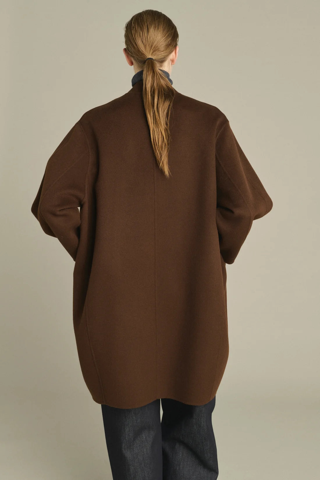 SOEUR - Manteau rond en laine double face Beaulieu chocolat