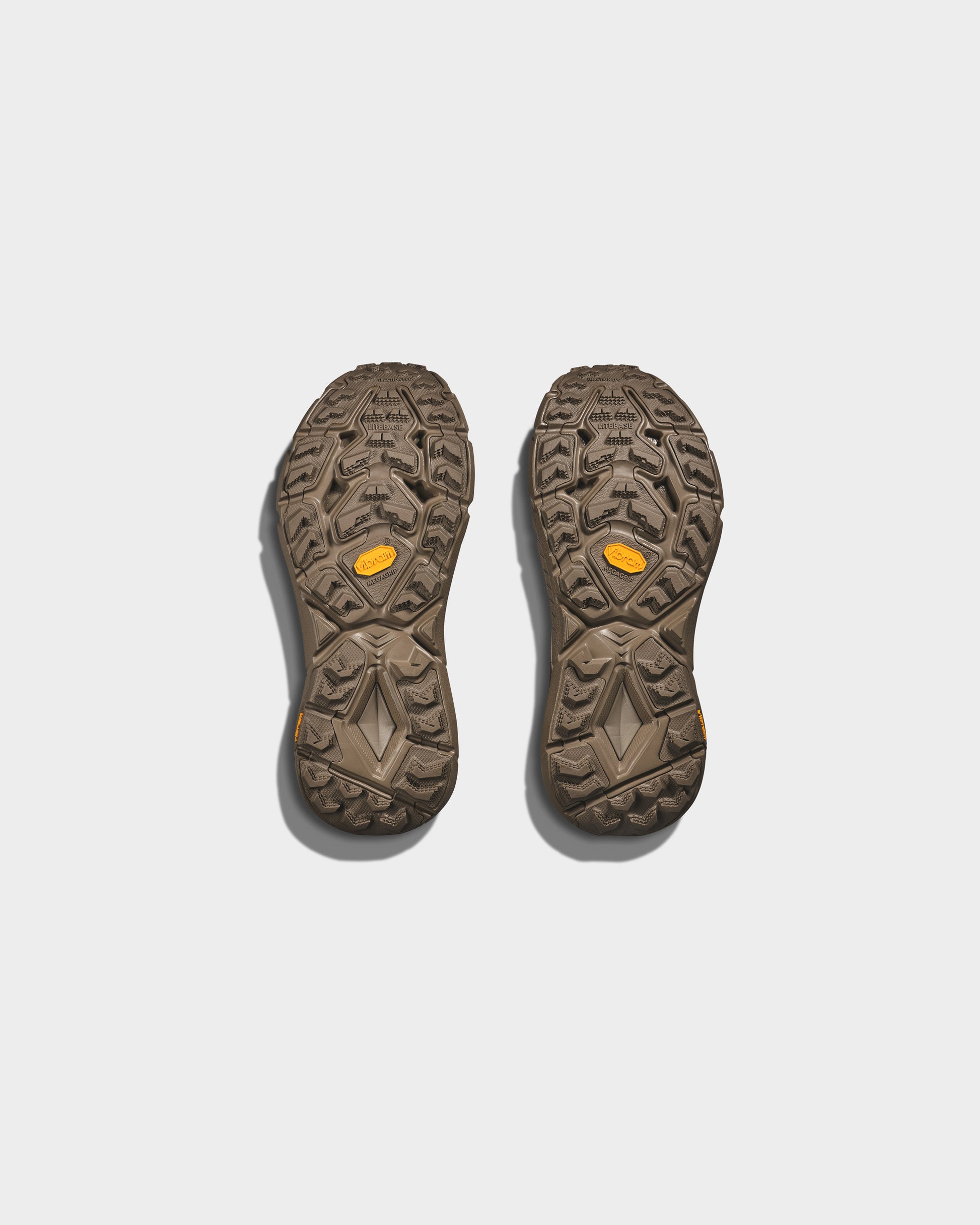 HOKA - mafate speed 4 Light roast / Oatmilk