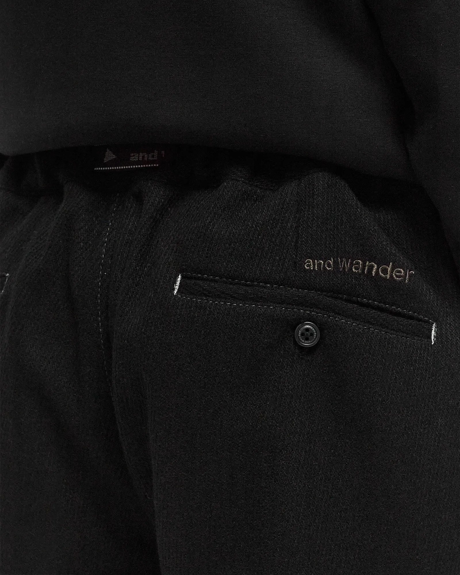 AND WANDER - Pant rewool tweed tapered black AND WANDER