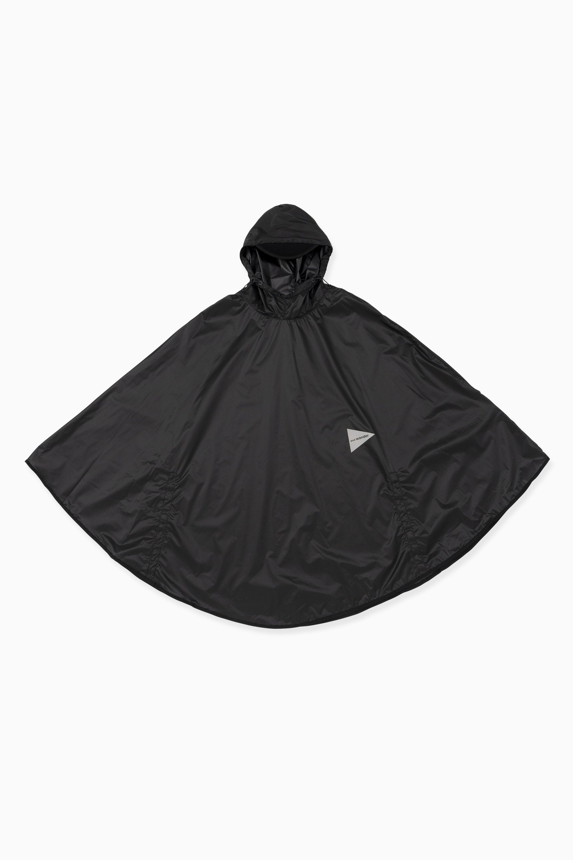 AND WANDER - Poncho sil black AND WANDER