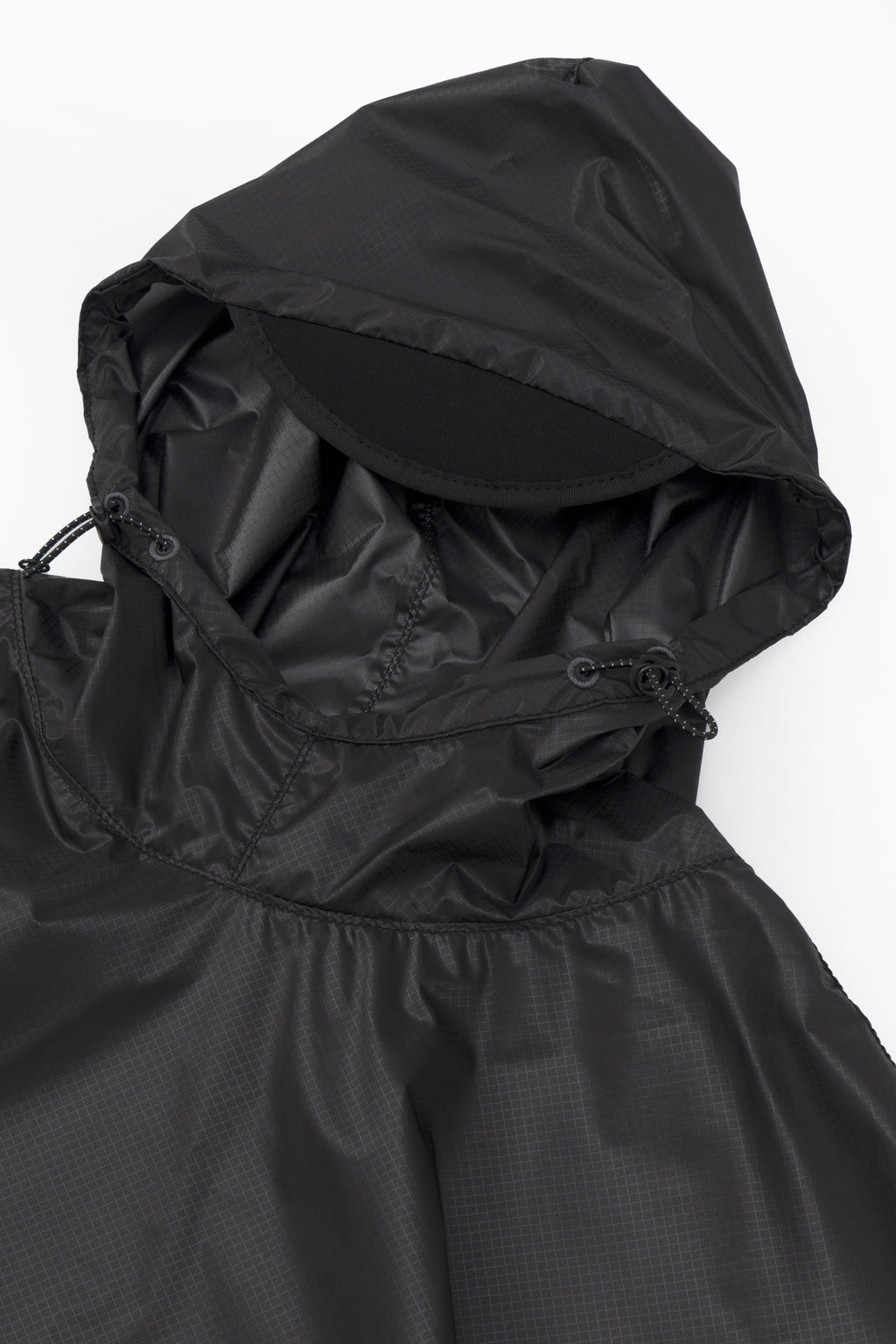 AND WANDER - Poncho sil black AND WANDER
