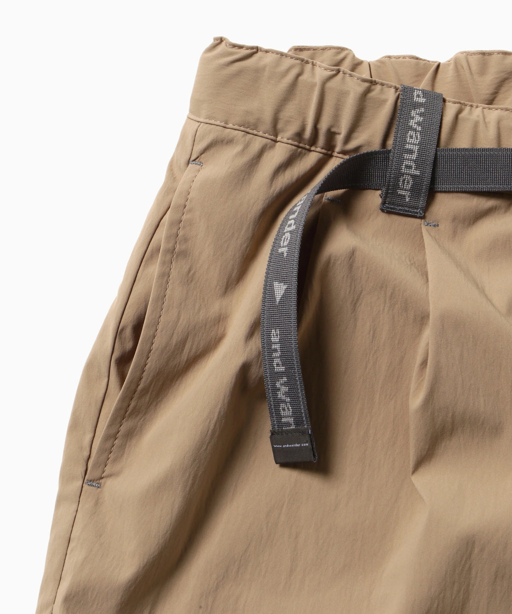 AND WANDER - UV cut strech short beige