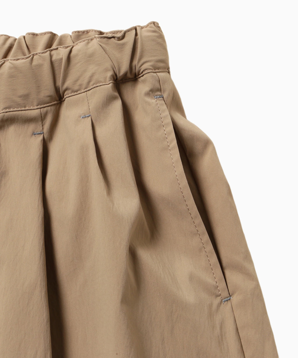 AND WANDER - UV cut strech short beige