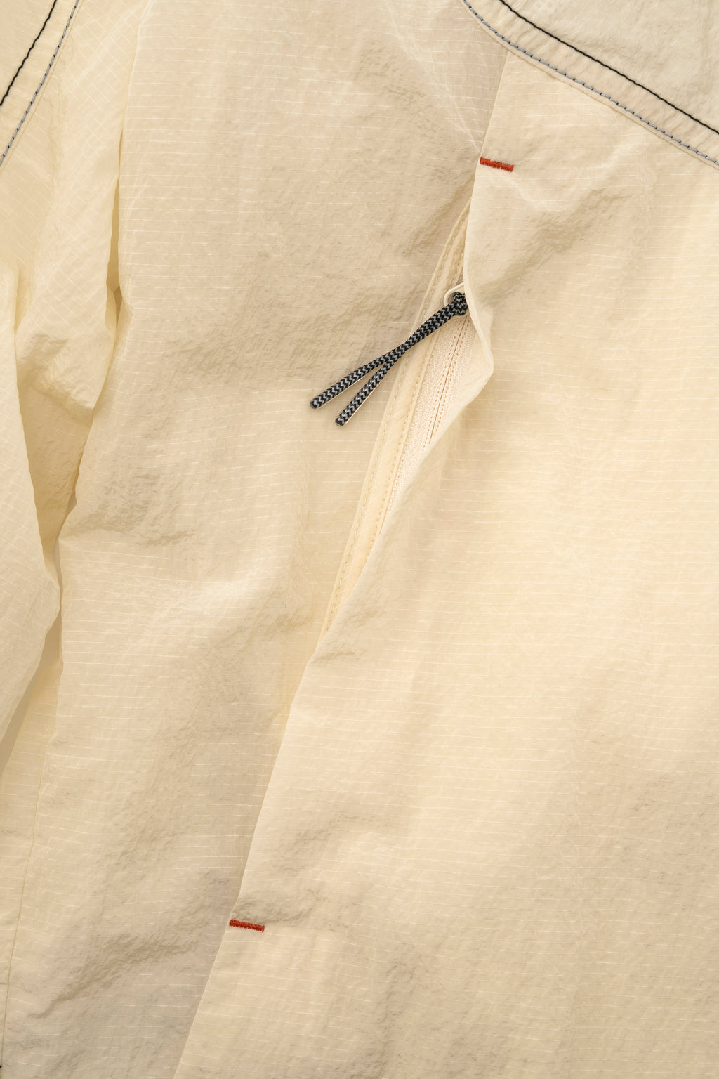 AND WANDER - Roa x and wander ripstop wind jacket off white