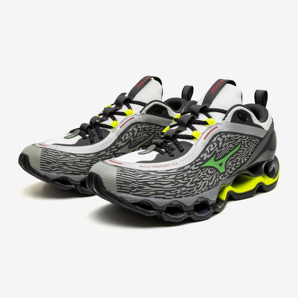 MIZUNO - Wave prophecy 13.2 quiet shade vibrant green