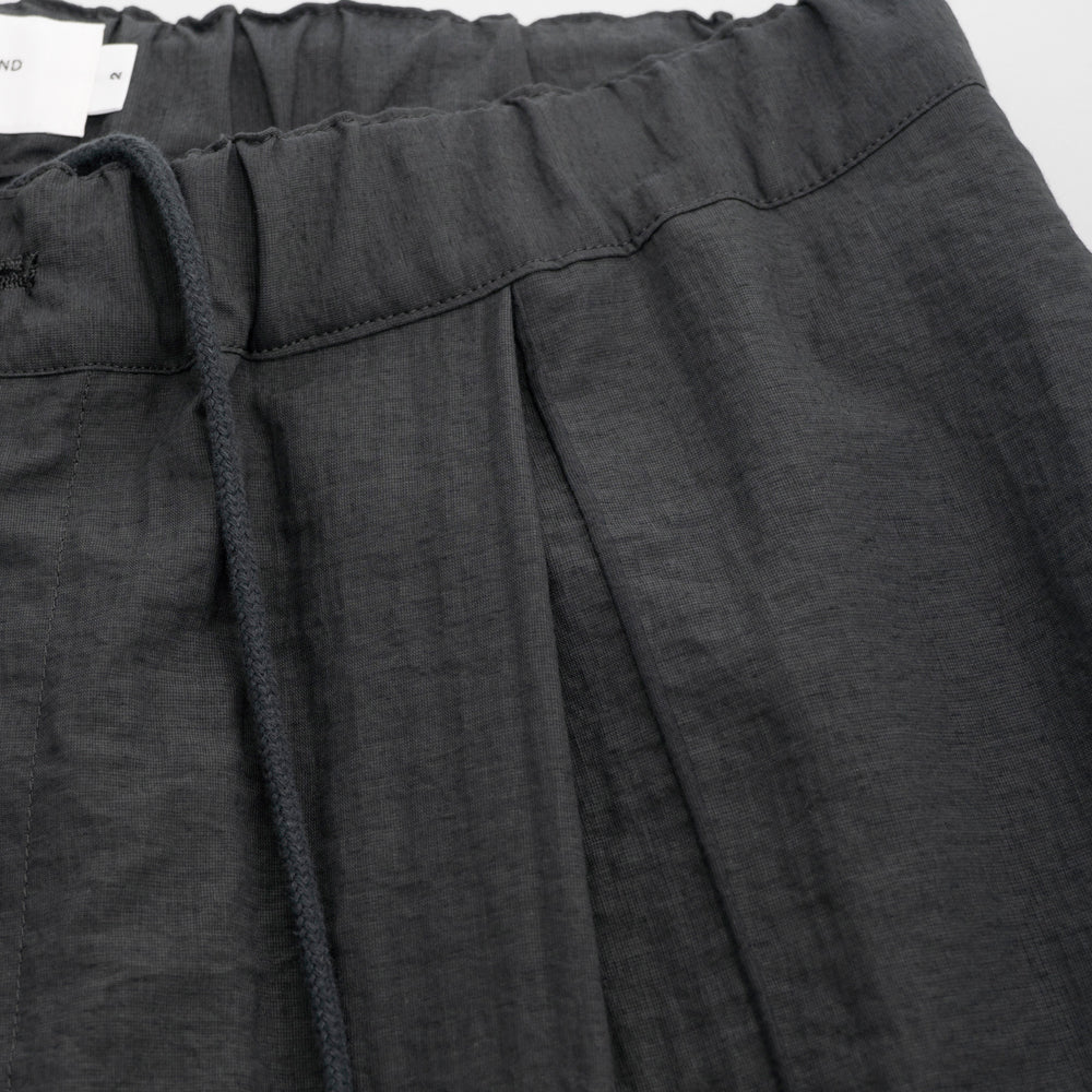 STILL BY HAND - Pin tuck easy pant charcoal Pto7261os