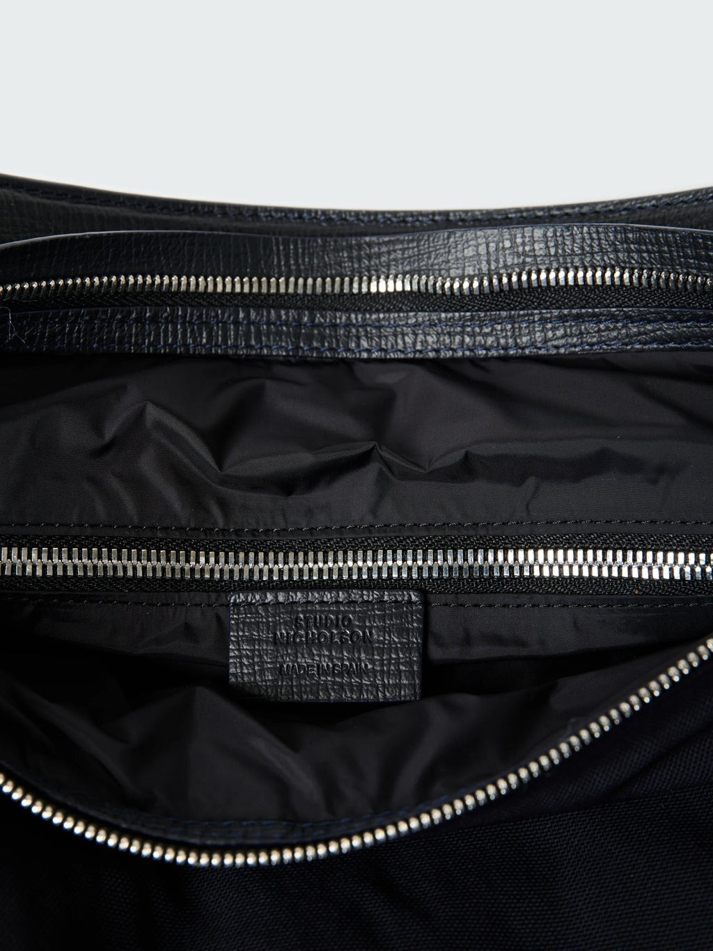 STUDIO NICHOLSON - Airport bag astro nylon black