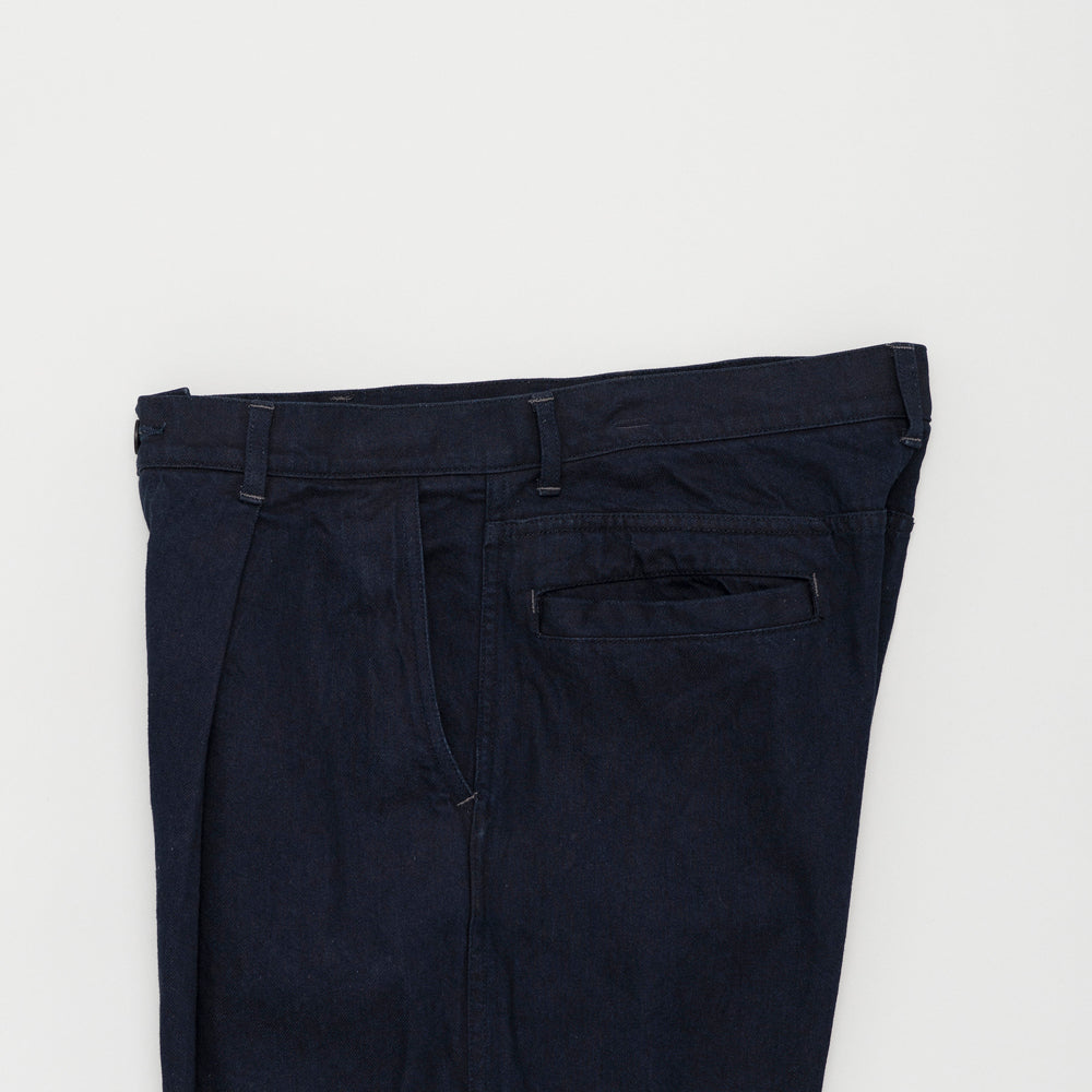 STILL BY HAND - 11.5 oz deep tuck denim pant navy