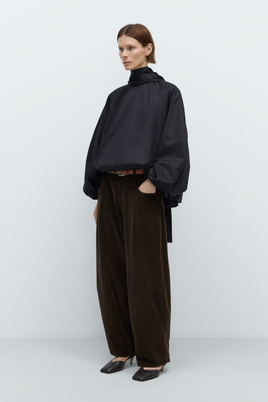 CORDERA - Corduroy baggy pants brown