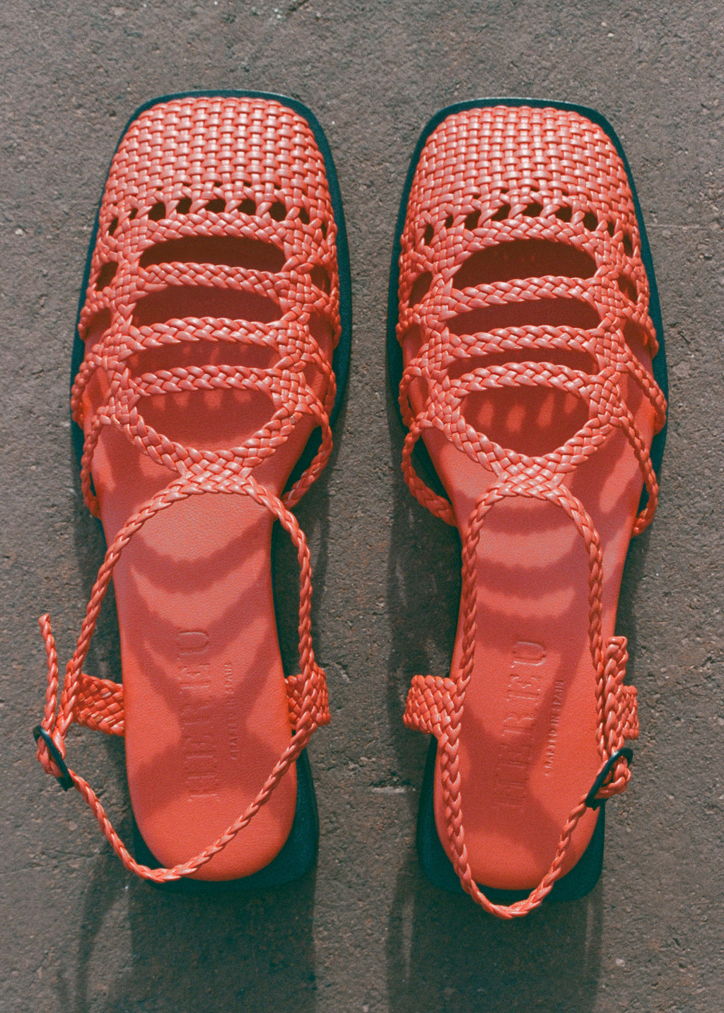 HEREU - Barana squared toe woven sandal clementine