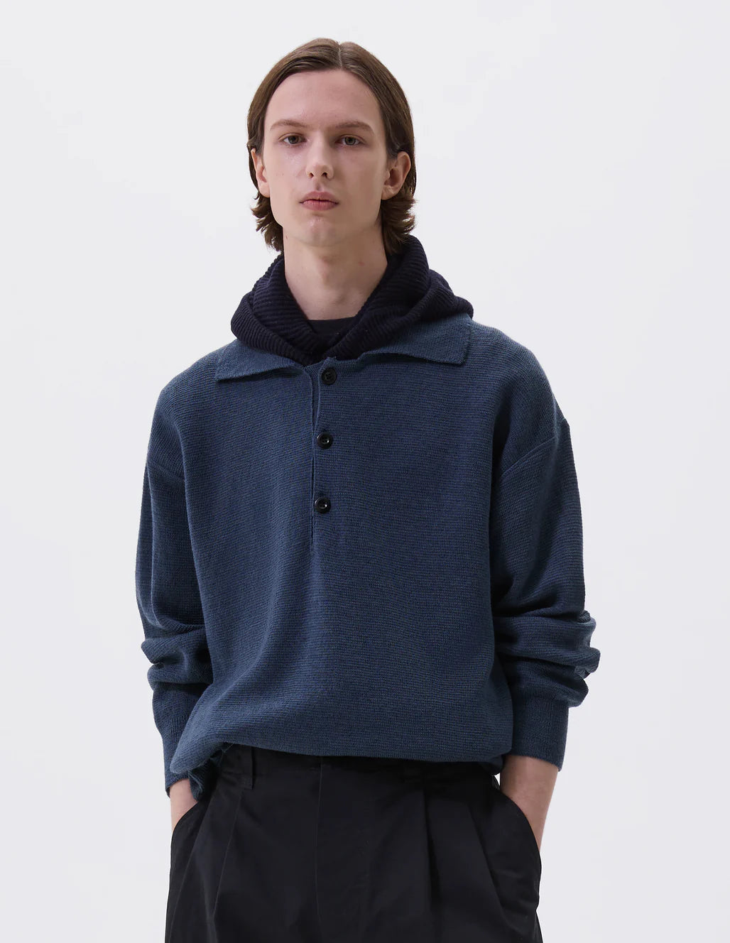 MHL. - Knitted hood lambswool dark navy