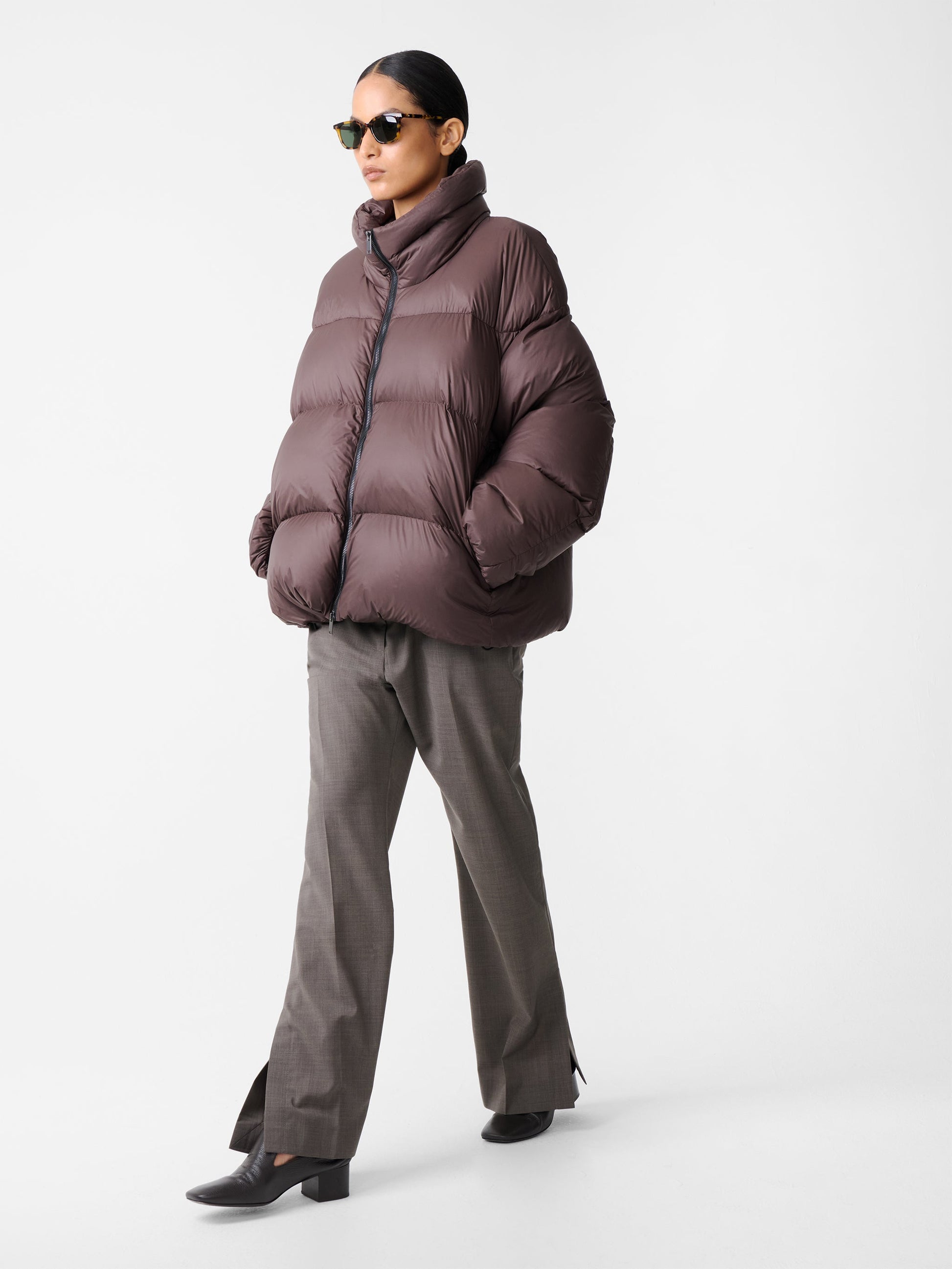 STUDIO NICHOLSON - Puffer massey chocolate brown STUDIO NICHOLSON