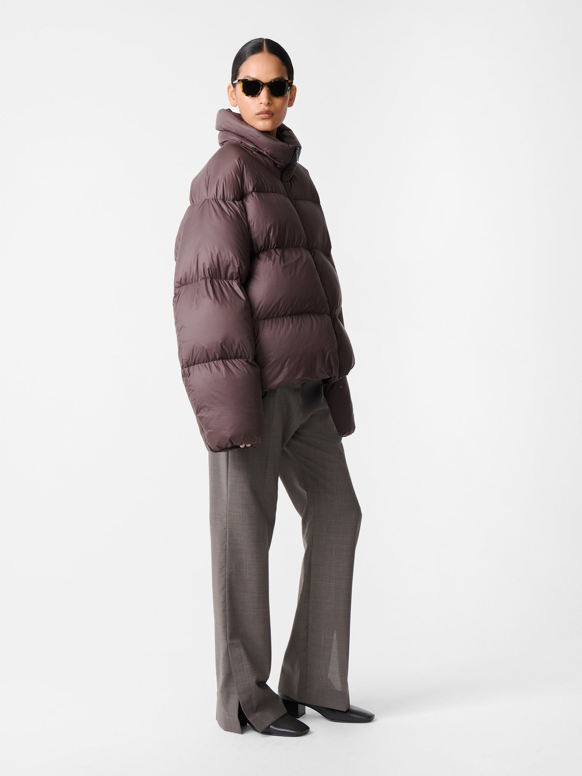 STUDIO NICHOLSON - Puffer massey chocolate brown STUDIO NICHOLSON