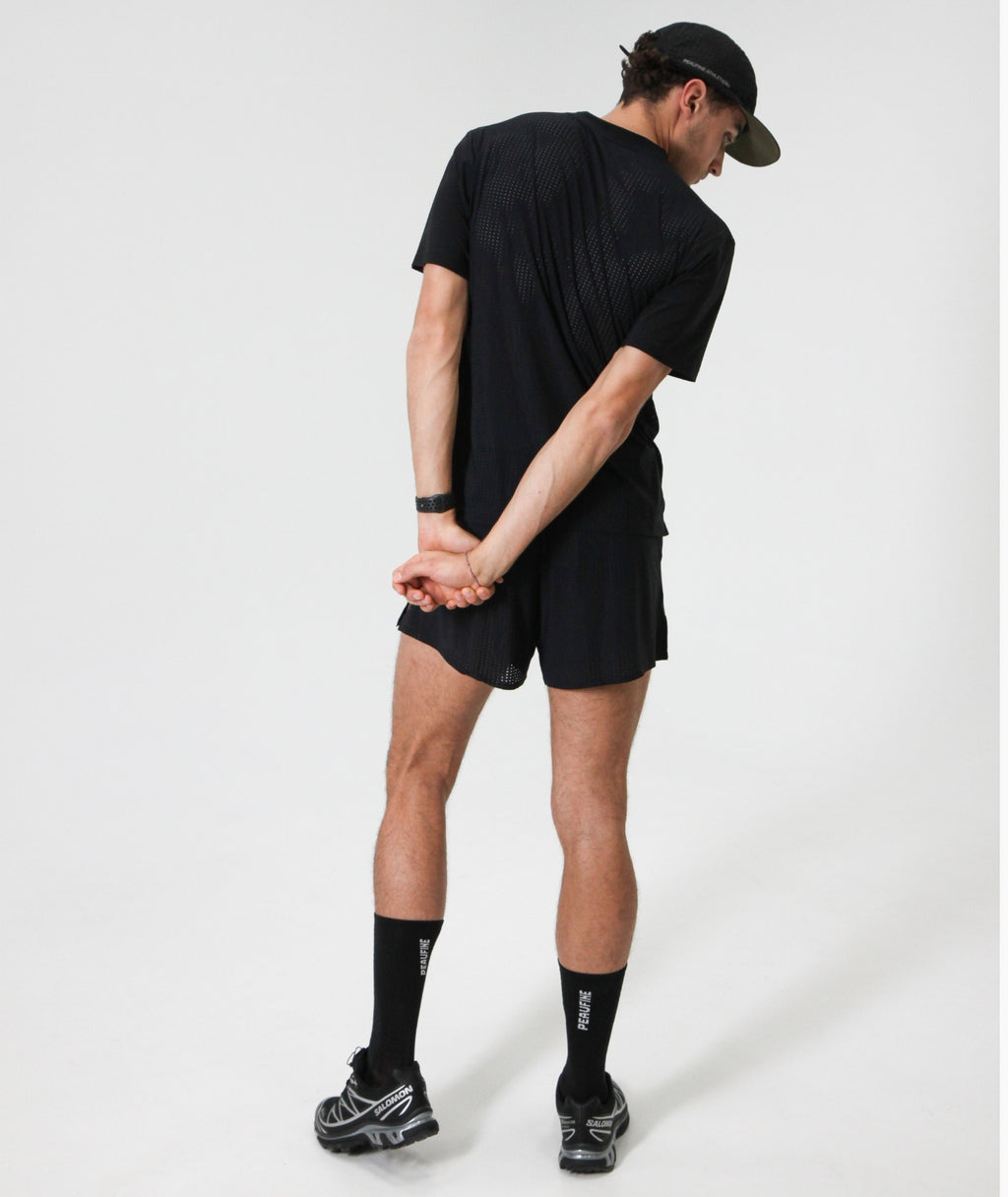 PEAUFINE ATHLETICS -  Performance t-shirt black