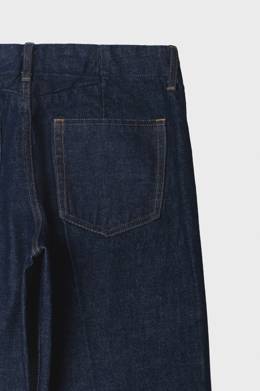 TANAKA - The jean trousers low rise rinse blue