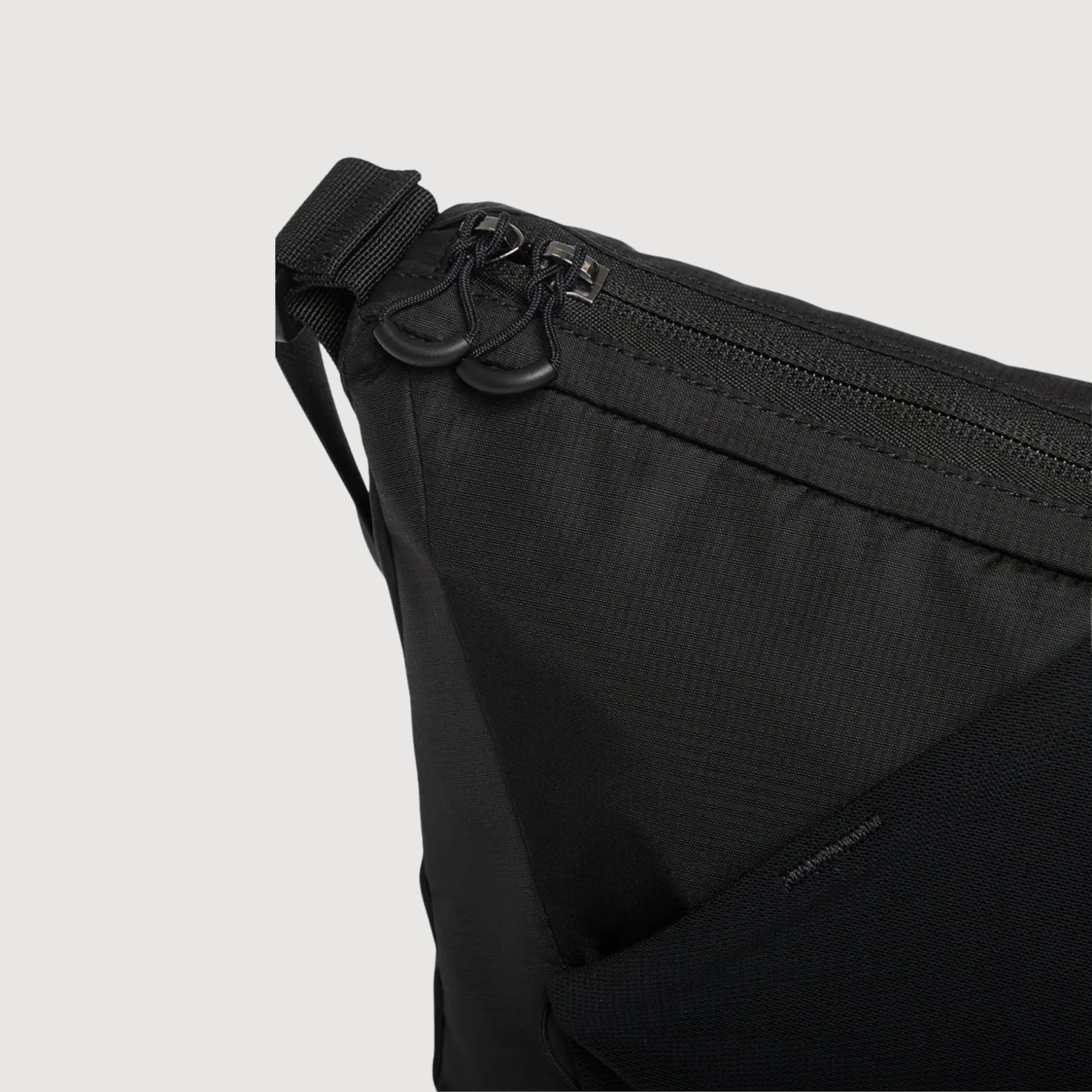 SALOMON - ACS Shoulder bag Black