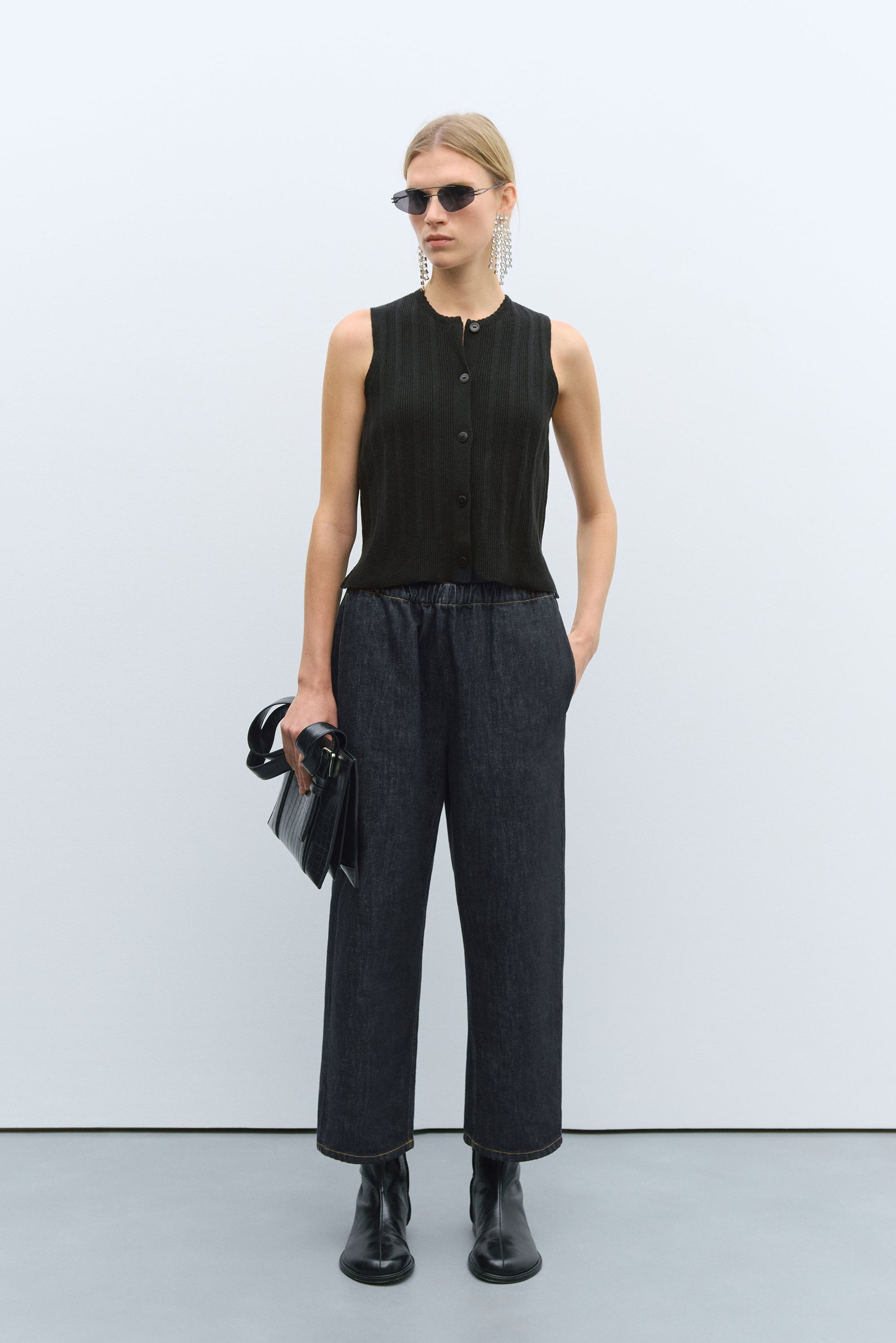 CORDERA - Merino wool waistcoast black CORDERA