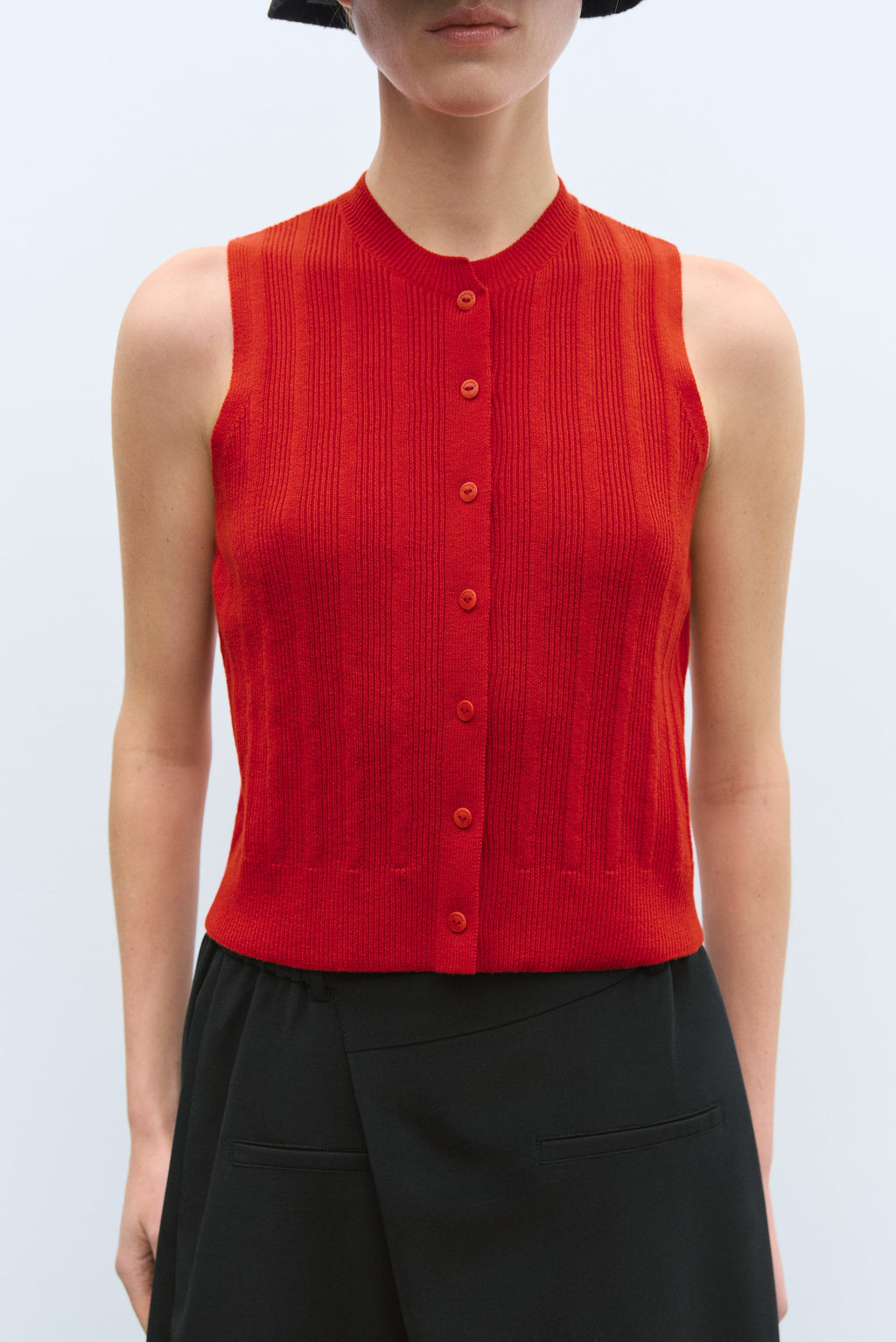 CORDERA - Merino wool ribbed waistcoast red CORDERA