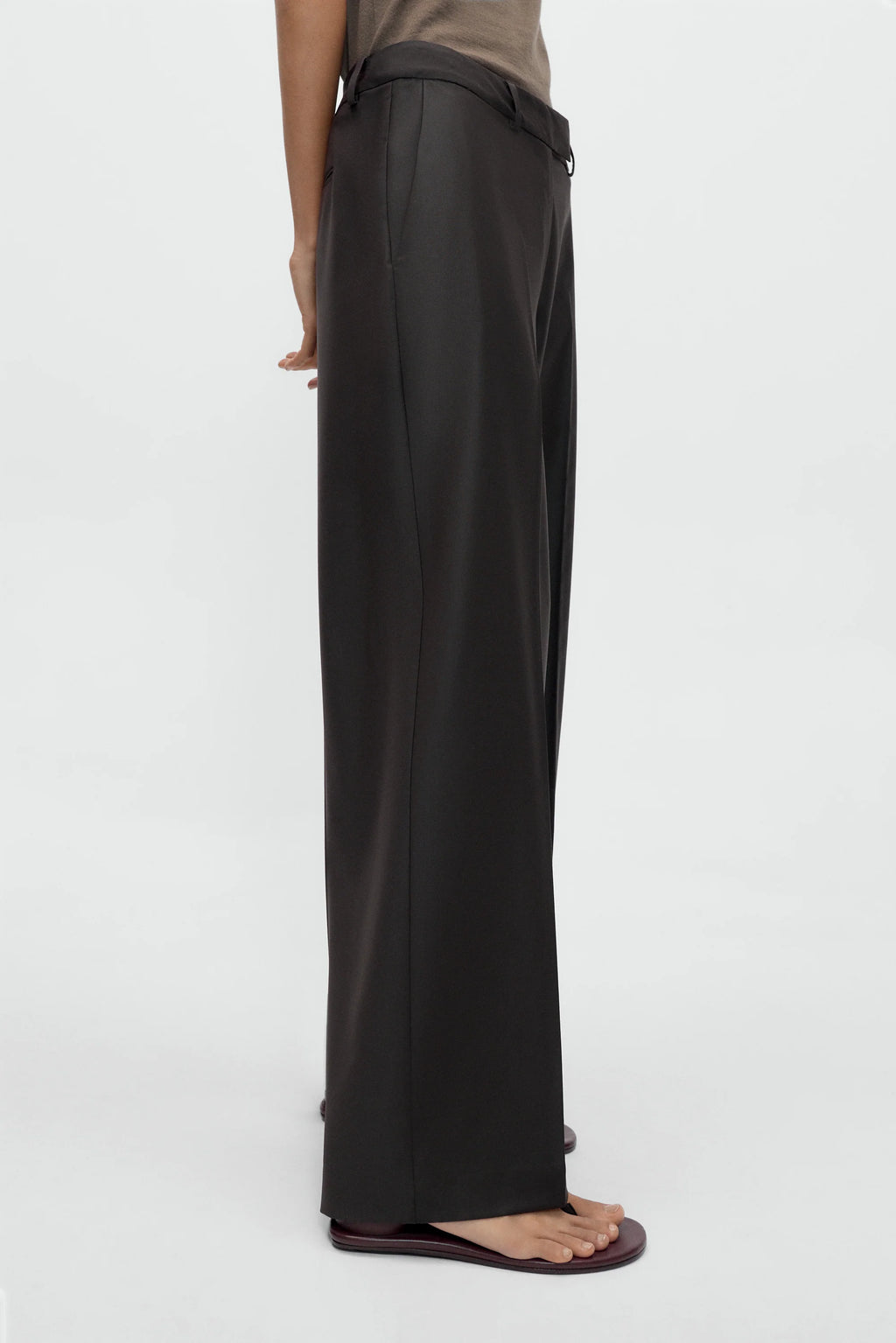 CORDERA - Low rise virgin wool pants dark brown