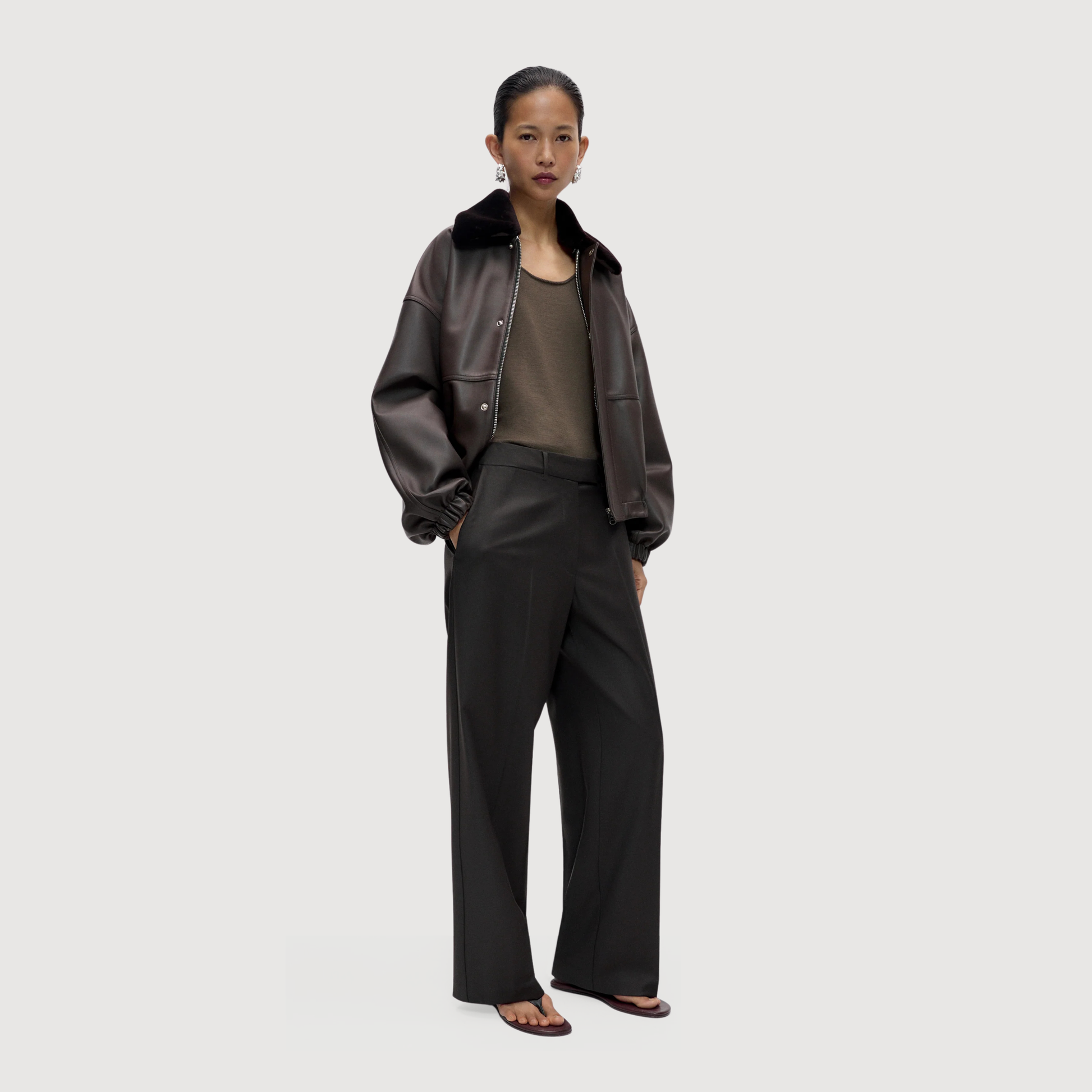 CORDERA - Low rise virgin wool pants dark brown