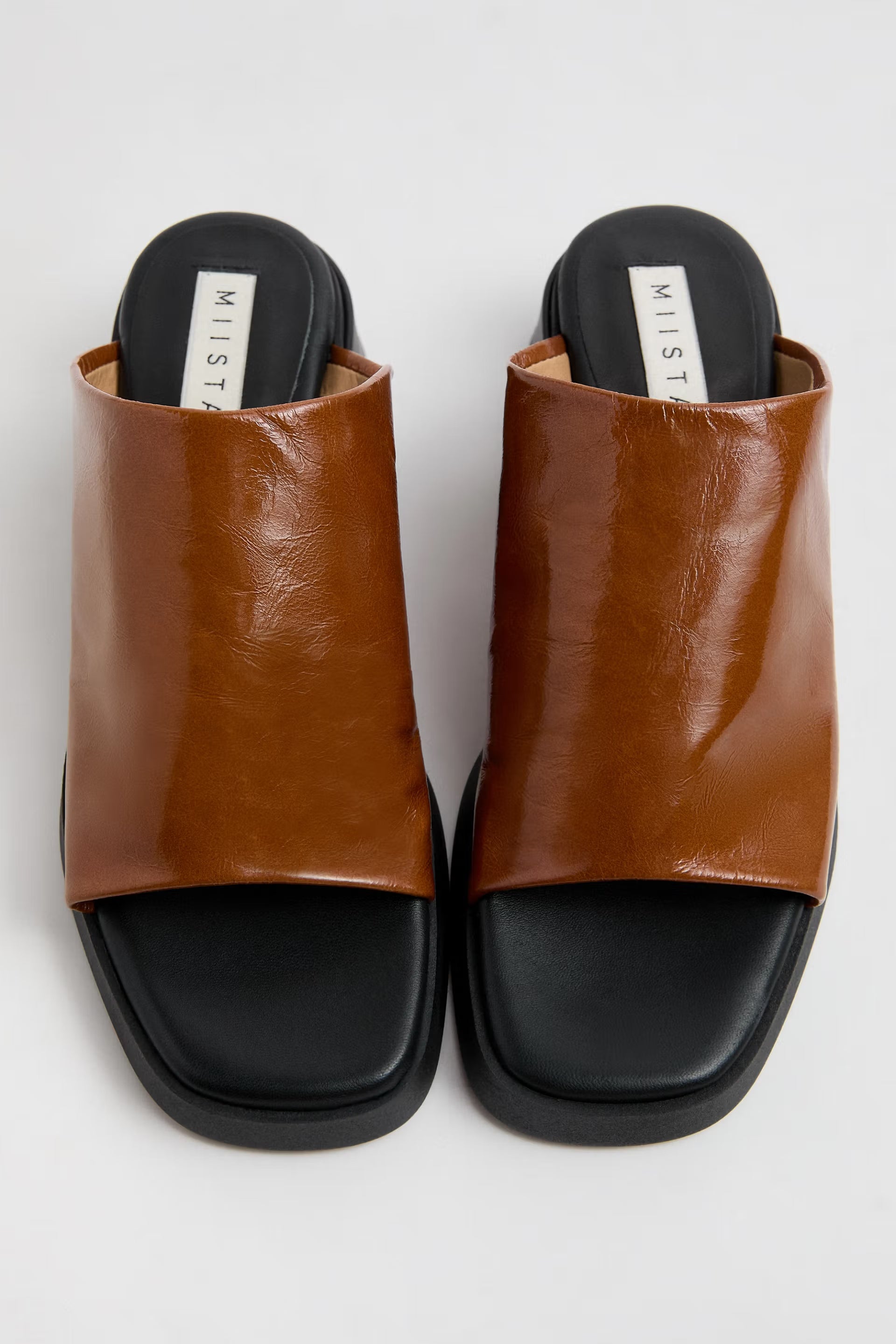 MIISTA - Zooey tan shiny
