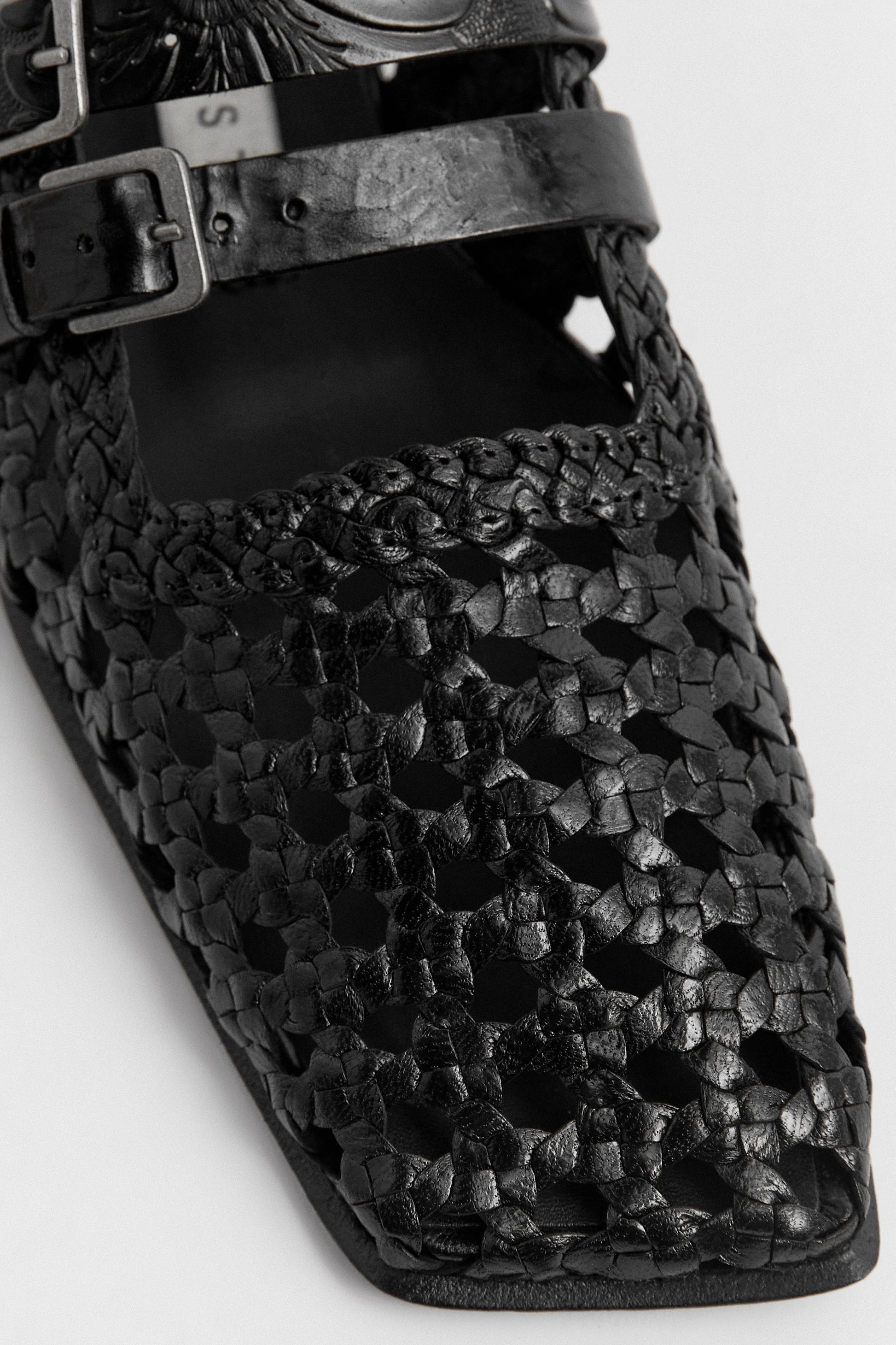 MIISTA - Kiran black woven
